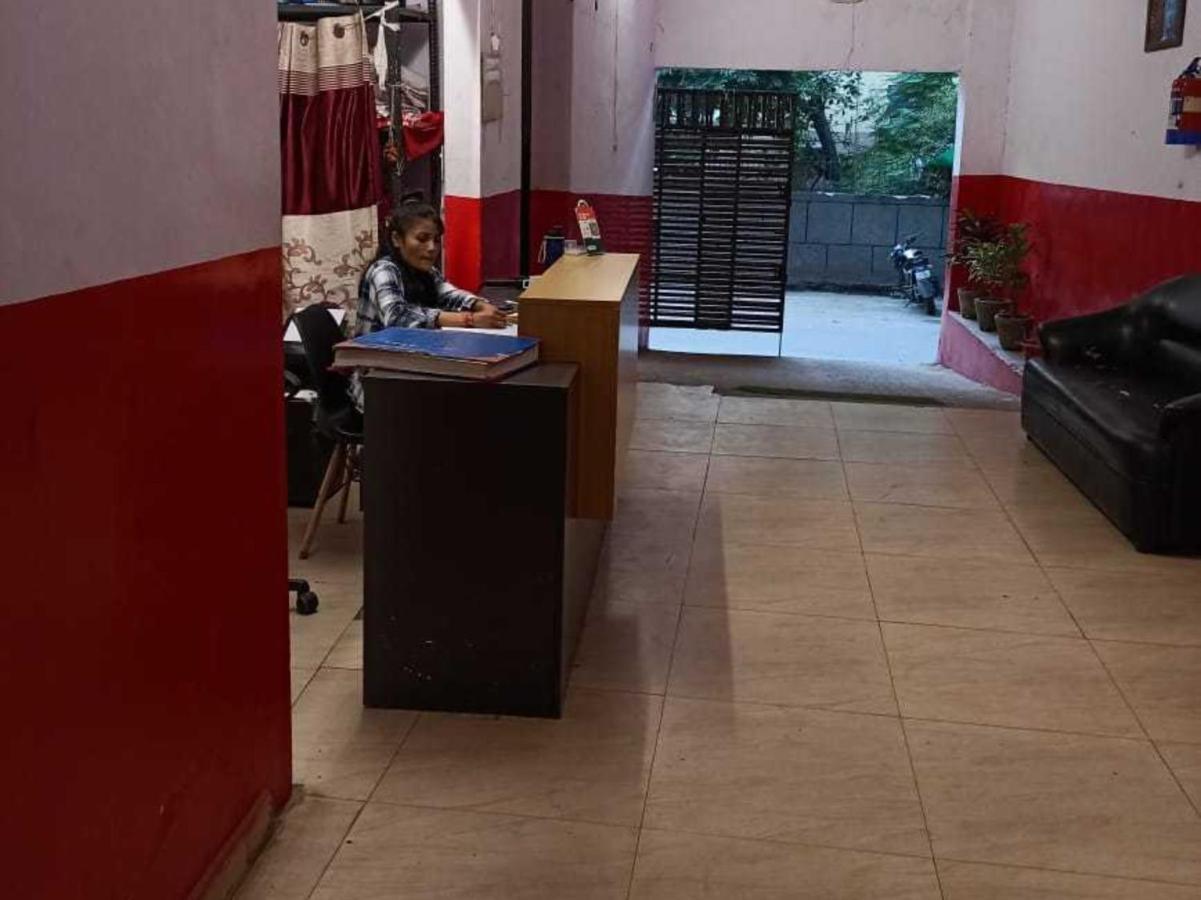 Hotel O Kl Khari Near Ashoka Park Mein Metro New Delhi Eksteriør billede