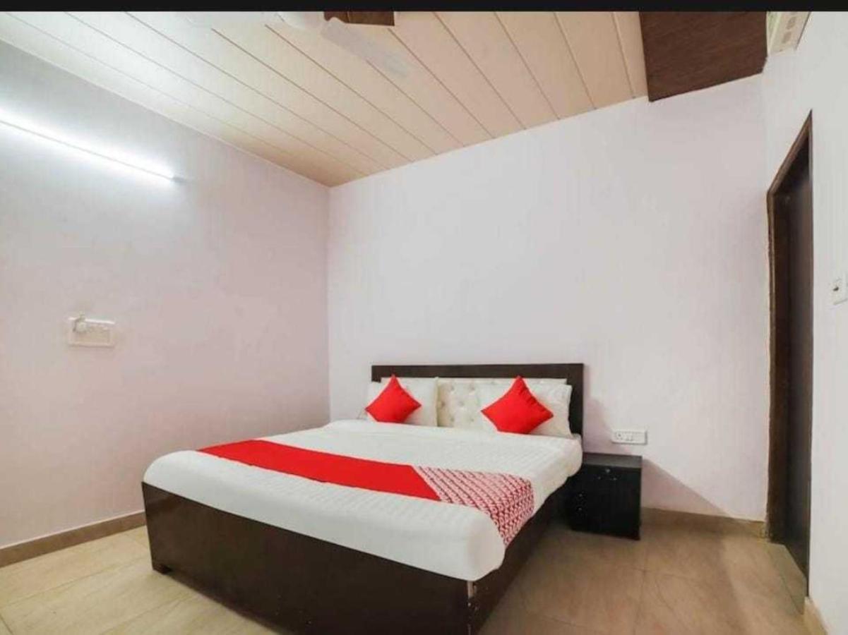 Hotel O Kl Khari Near Ashoka Park Mein Metro New Delhi Eksteriør billede