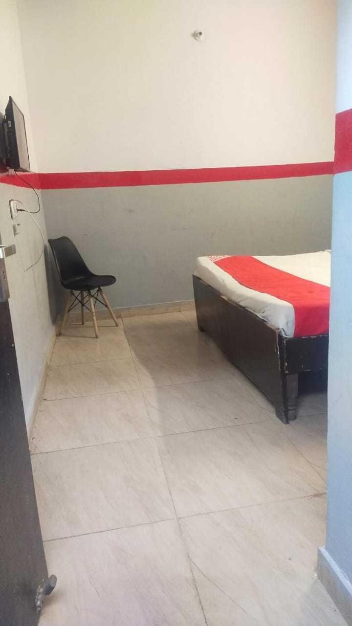 Hotel O Kl Khari Near Ashoka Park Mein Metro New Delhi Eksteriør billede