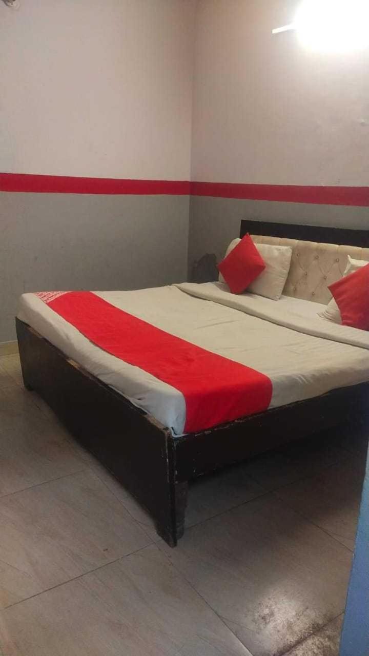Hotel O Kl Khari Near Ashoka Park Mein Metro New Delhi Eksteriør billede